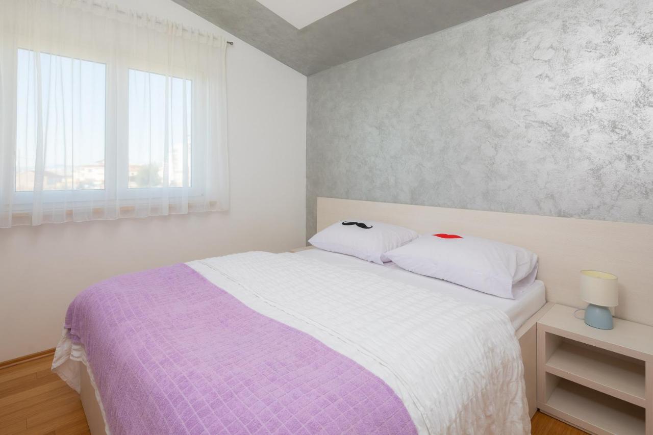 Apartments Vukovic Подстрана Екстер'єр фото